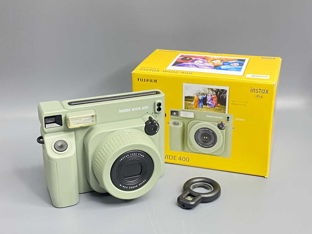 FujiFilm Instax Wide 400