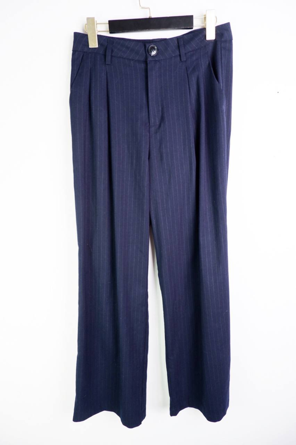 Брюки Ostin прямого кроя, маркировка L, визуально на 48 размер