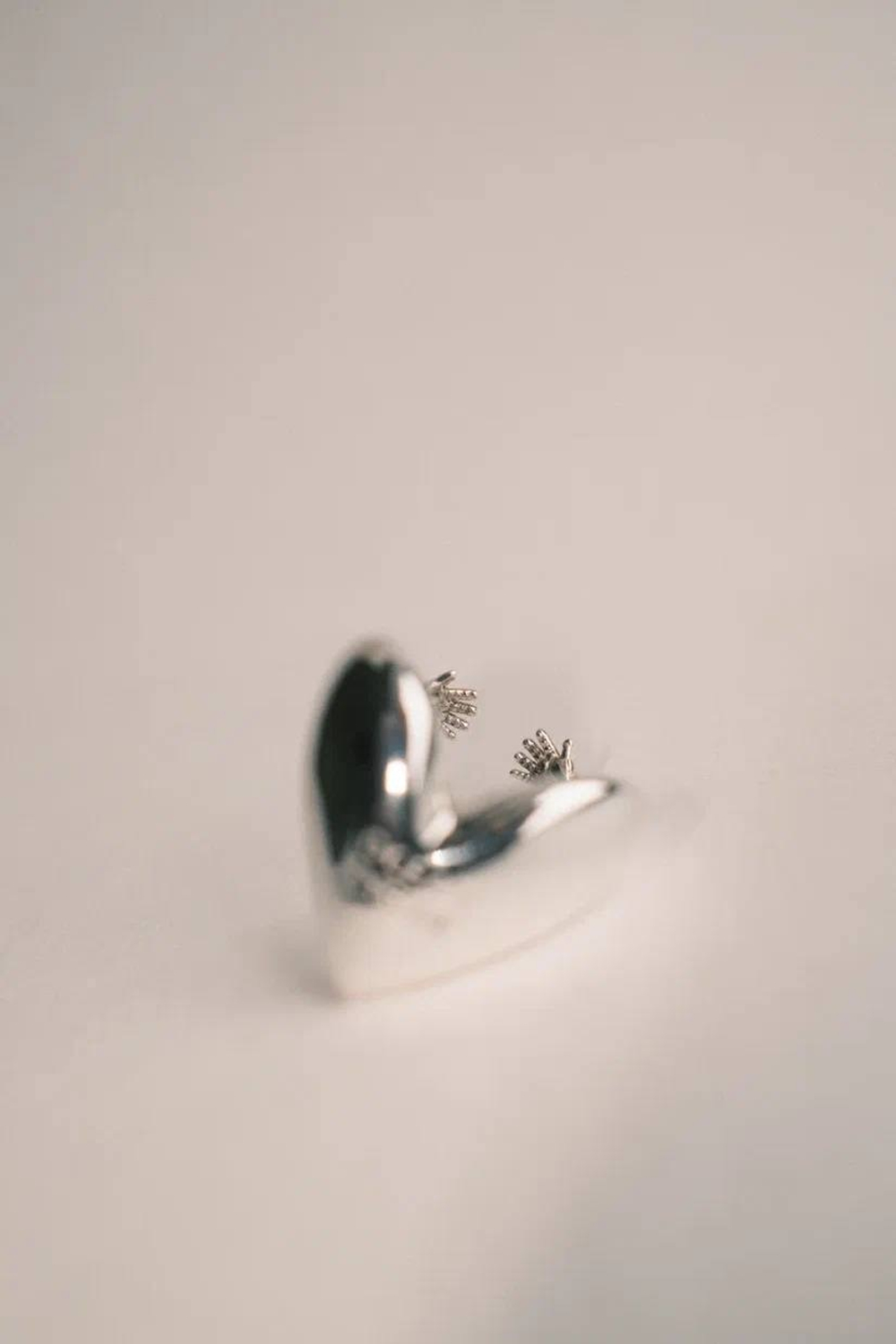 Кольцо-печатка "Обнимаю сердцем"