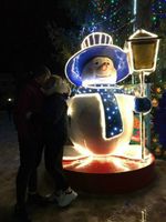 Уличная фигура "Снеговик с фонарем"