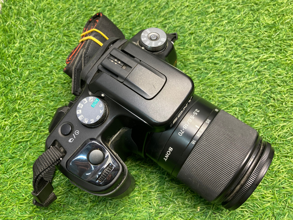 Sony A100 Kit 18-70mm DT