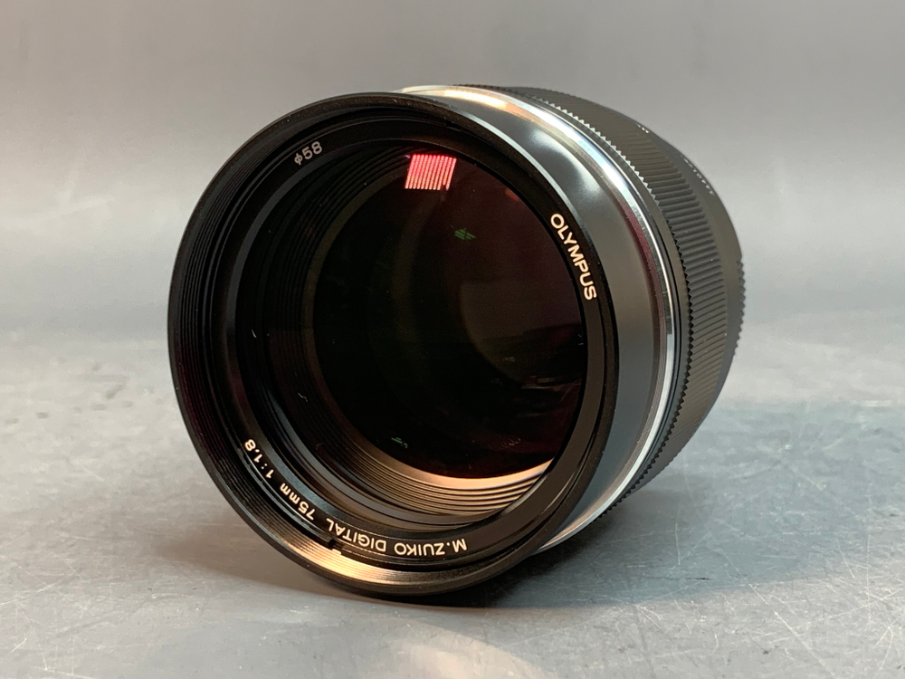 Olympus 75mm 1.8 ED MSC