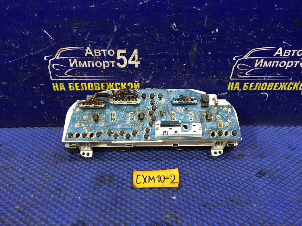 Щиток приборов TOYOTA IPSUM 1997