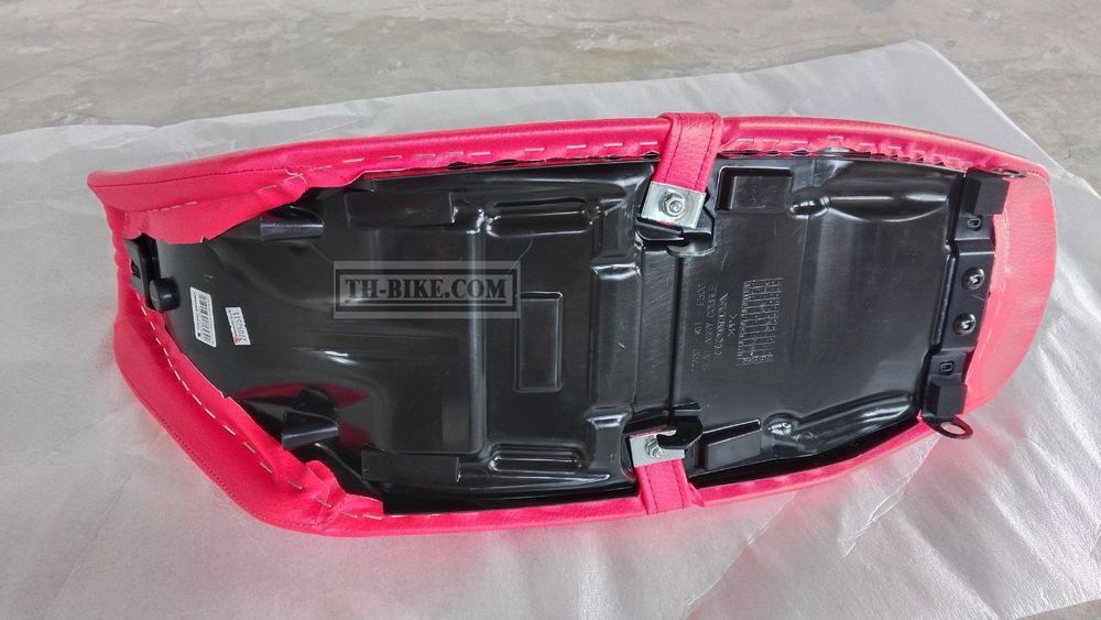 77200-K1T-J70ZA. SEAT ASSY., DOUBLE. HONDA