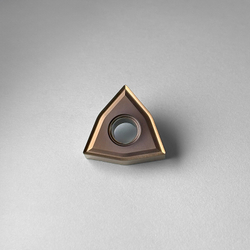 WNMG080404-MS FE2215  Пластина токарная