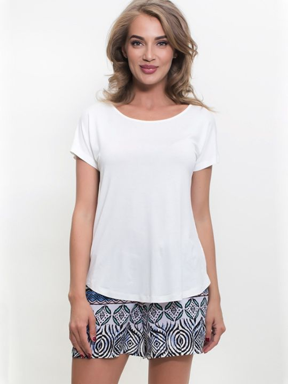 Домашний комплект с принтованными шортиками (Размер: M) (Цвет: белый с синим)
