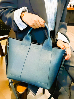 женская сумка на плечо из натуральной кожи