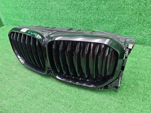 Решетка радиатора BMW X5 G05 (2018-2023)