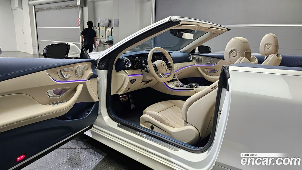 Mercedes-Benz E-Class W213 E450 4MATIC Cabriolet (12.2022)