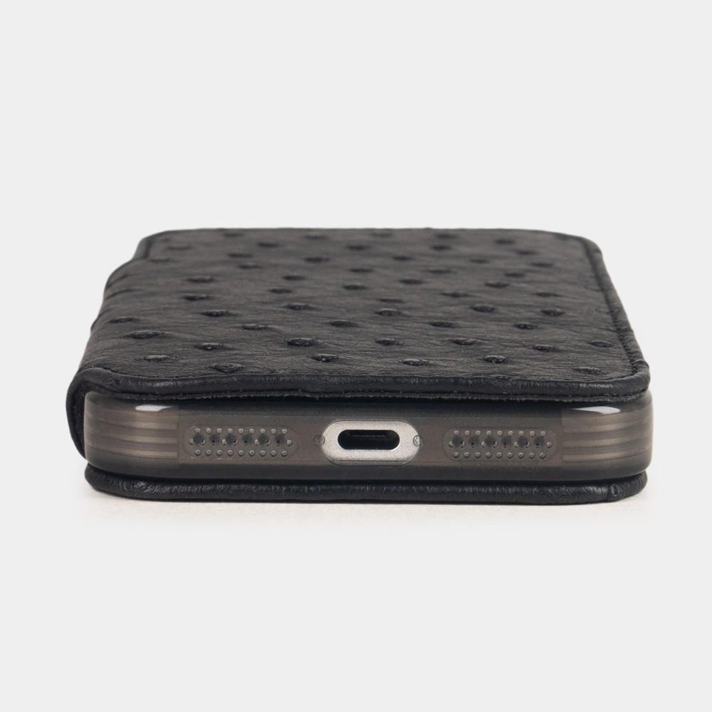 Чехол-книжка кожаная для iPhone 17 Pro, страус черного цвета