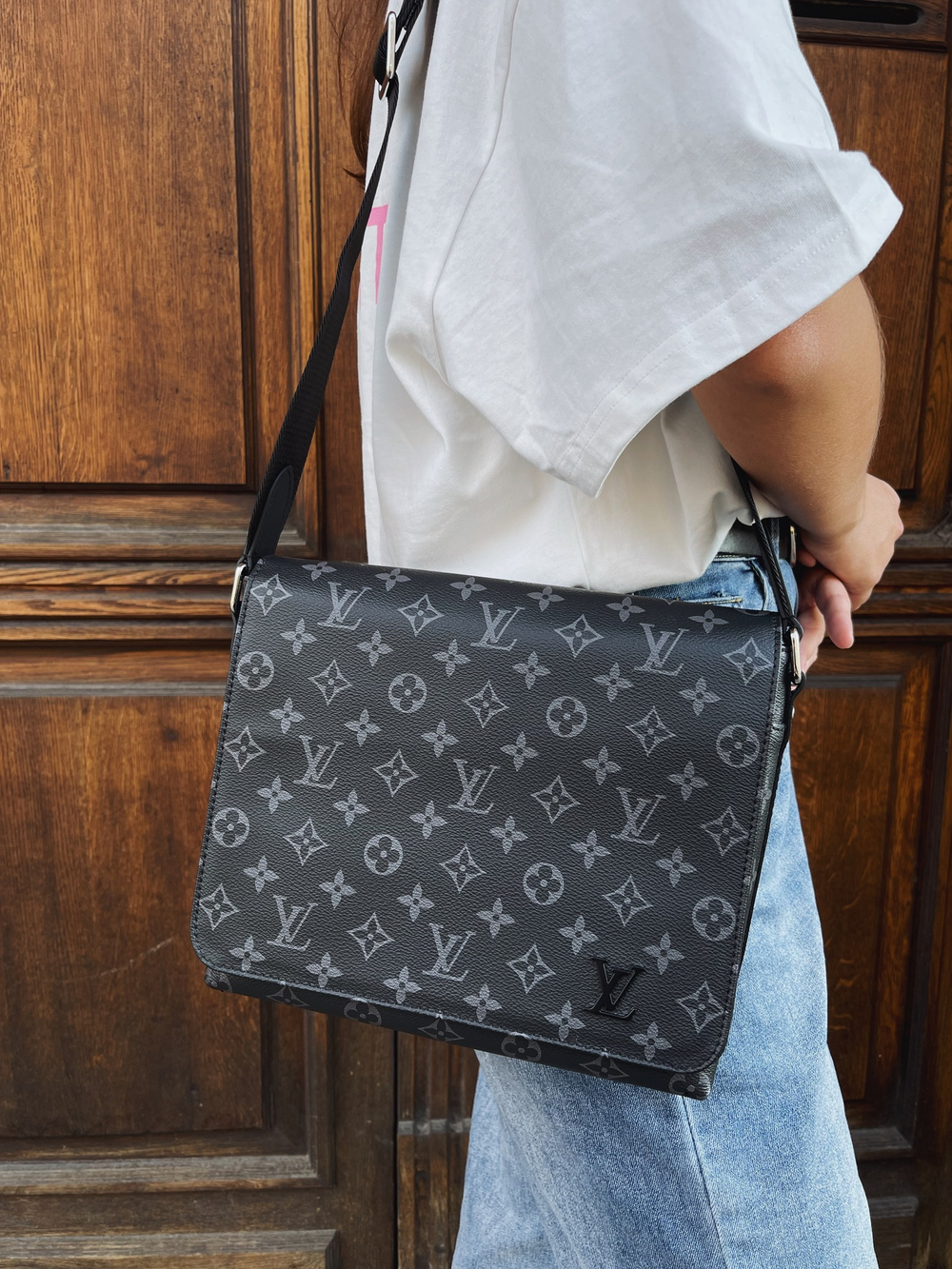 Louis Vuitton District