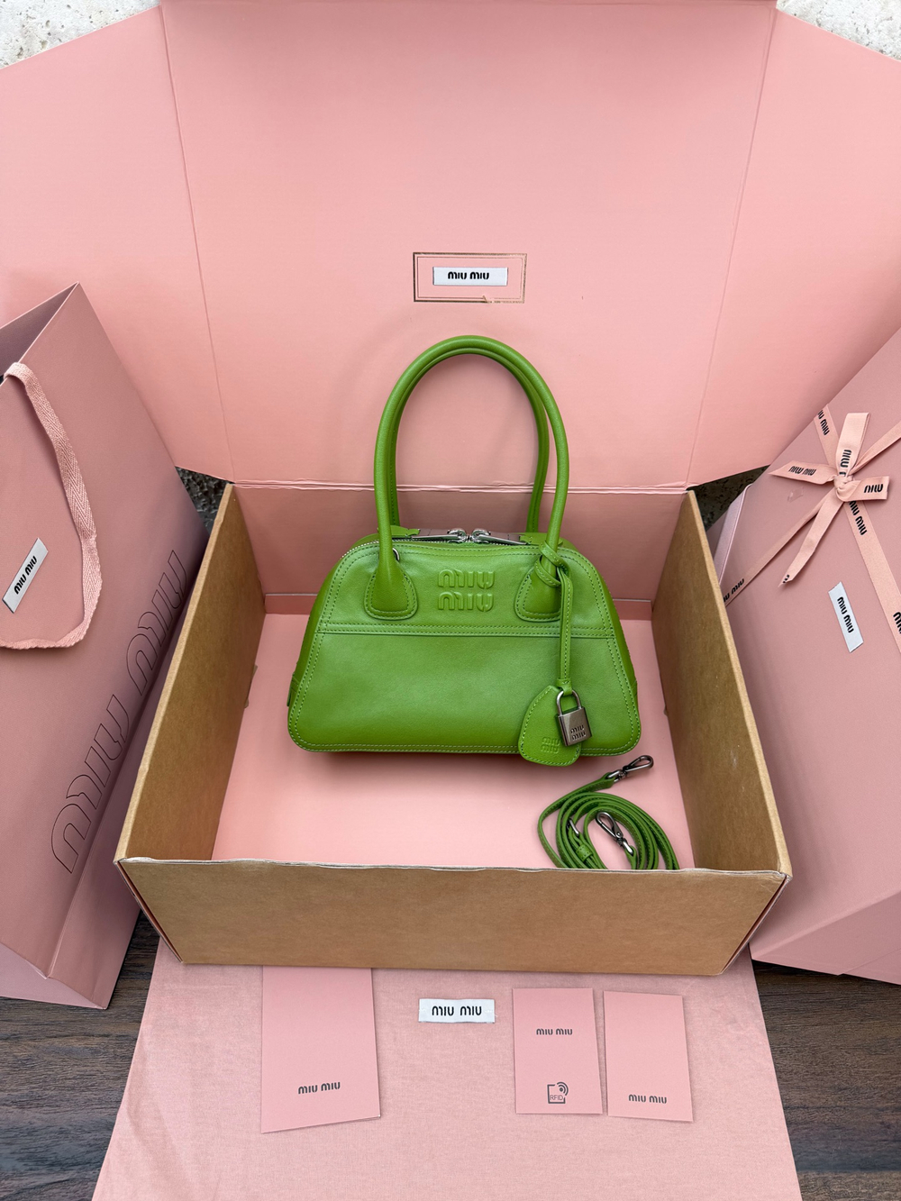 Miu Miu Vivant Bag 28 cm