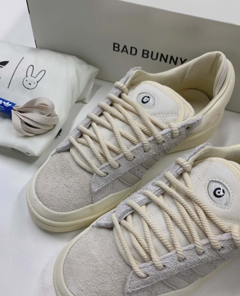 Кроссовки Bad Bunny x adidas Campus 'Cream' FZ5823