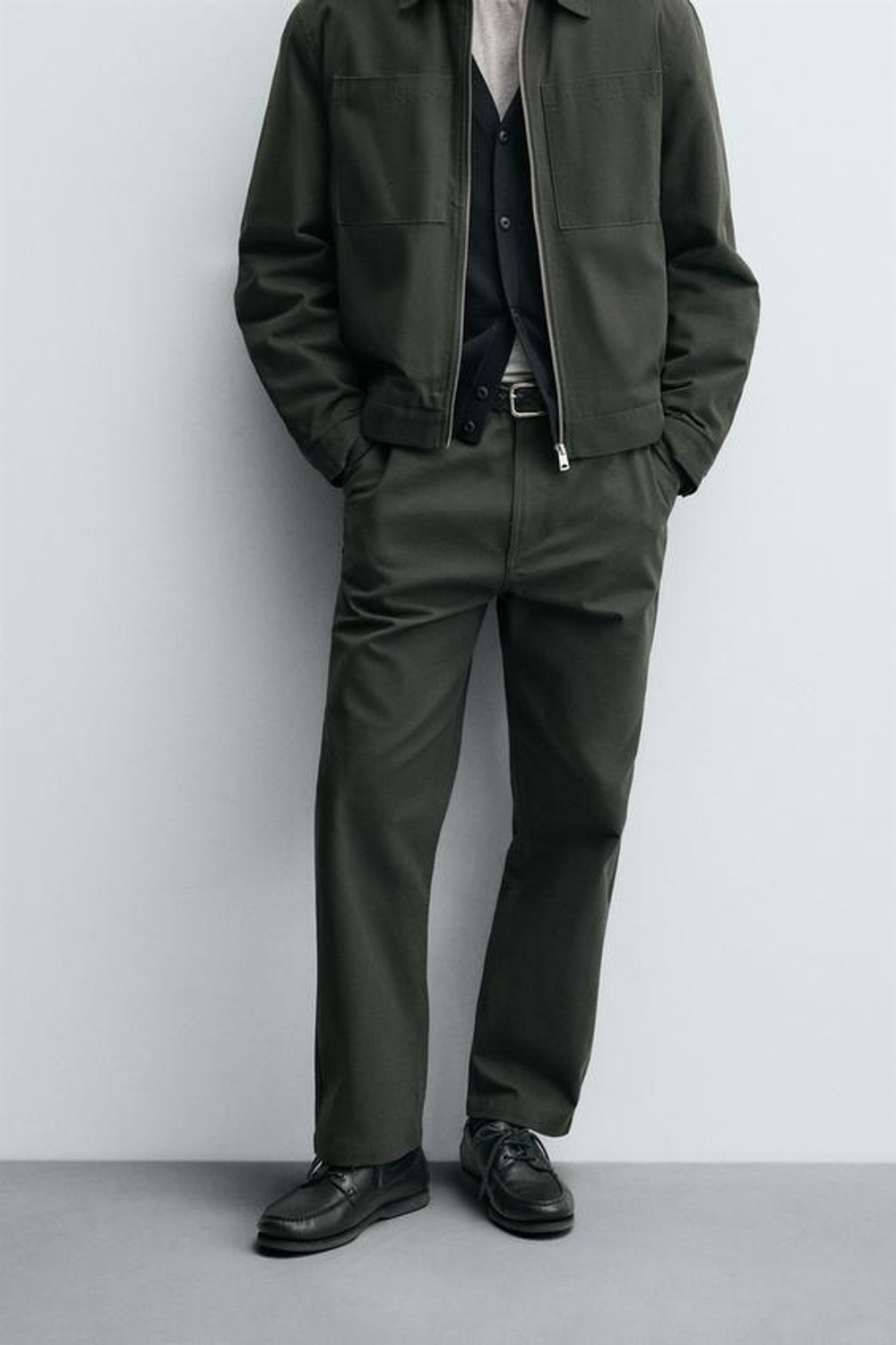 ZARA БРЮКИ ИЗ РЕЛЬЕФНОЙ ТКАНИ CANVAS, ТЕМНЫЙ ХАКИ