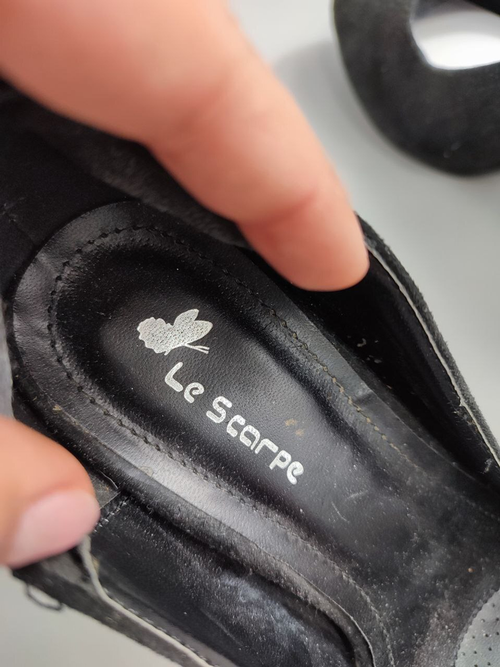 Le scarpe clearance