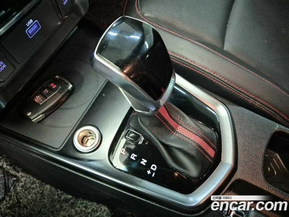 KG Mobility (Ssangyong) Very New Tivoli Бензин 1.5 2WD (07.2020)