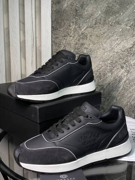 Кроссовки Valentino