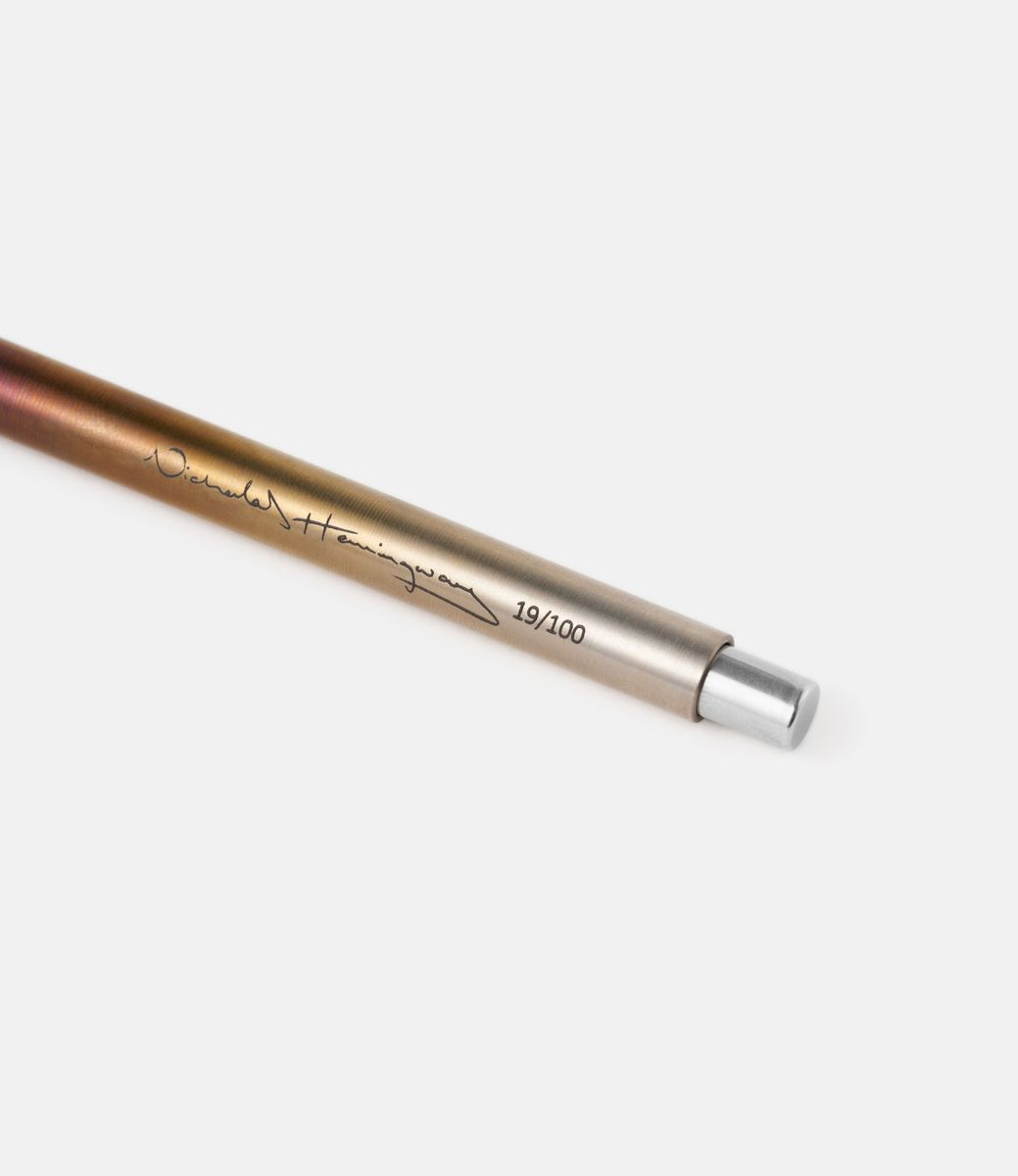 Nicholas Hemingway Flame Titanium Pencil — карандаш из титана