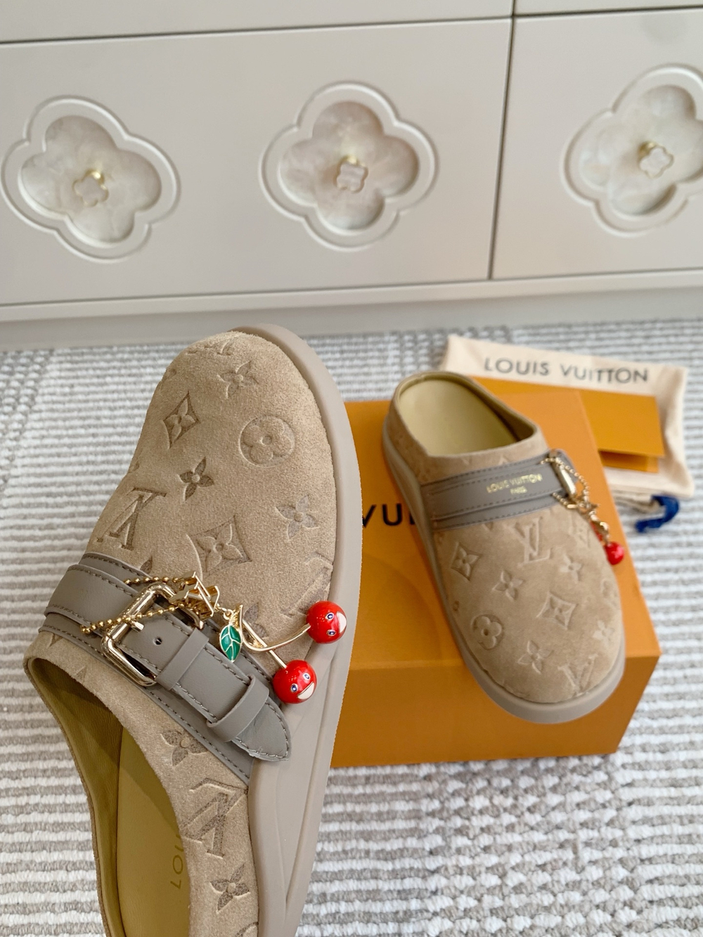 Louis Vuitton Flat Comfort Clog