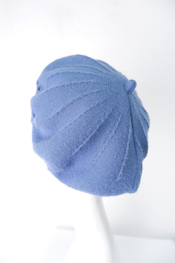 Берет романтичный