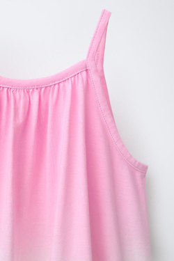 ZARA ПЛАТЬЕ С БРЕТЕЛЯМИ И ПРИНТОМ ТАЙ-ДАЙ, РОЗОВЫЙ