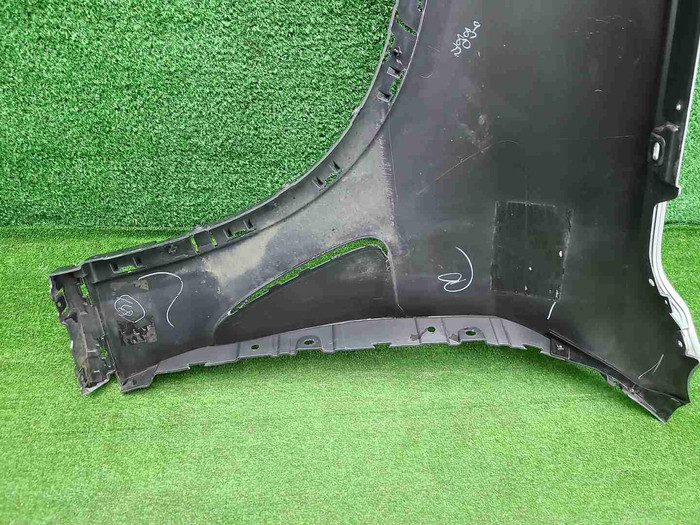 Крыло переднее правое BMW X5 F15 (2013-2018)