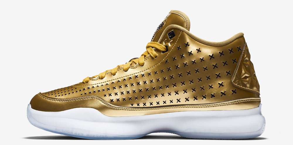 Купить и заказать в Москве Nike Kobe 10 EXT Mid Liquid Gold