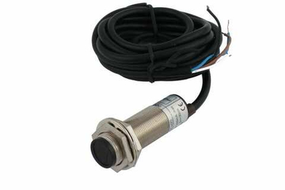 INNOCONT Фотодатчик диффузионный, М18x1, зона срабатывания до 30 см, -10 +60 С, 12…24 VDC, IP67, выход: NPN NO + NC, макс. ток 200 мА, время реакции 3 мс, кабель 2 м PES-D18-NOC30D (cable)