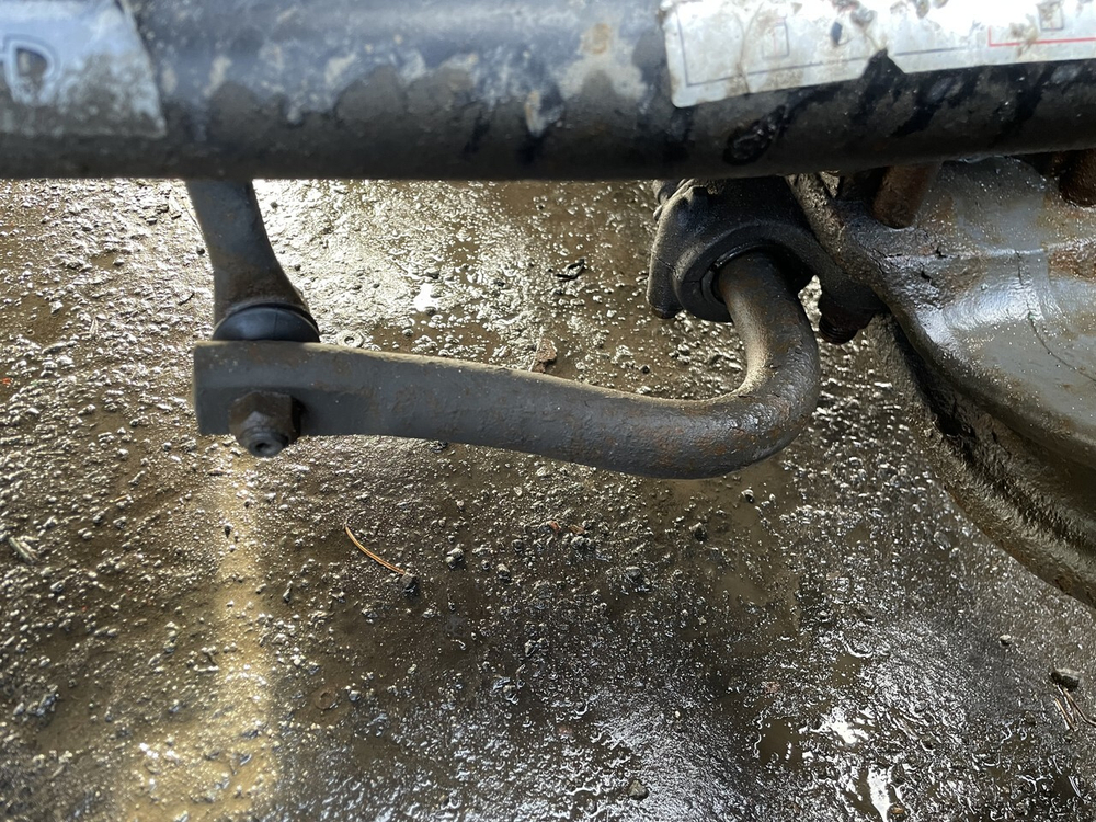 Стабилизатор передний