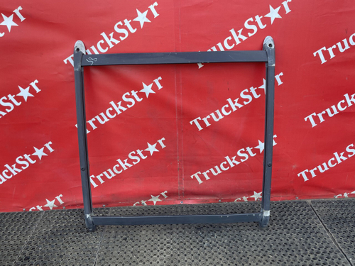 Кpонштeйн вeрхнeго спoйлеpа