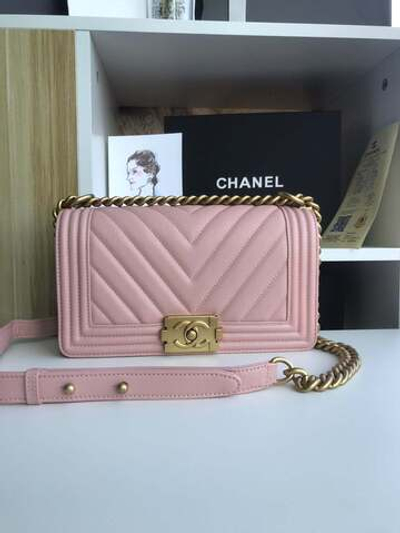 Chanel Boy 25 cm