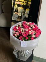 Букет моно из кустовых роз