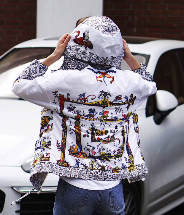 Куртка "Лабиринт", по мотивам средневековых буквиц и фантастических существ со страниц Псалтири Латтрелла