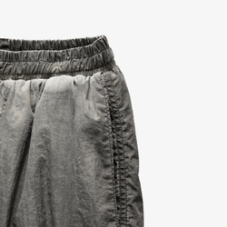 NLN_GMD_SHRTS Metal Effect Grey