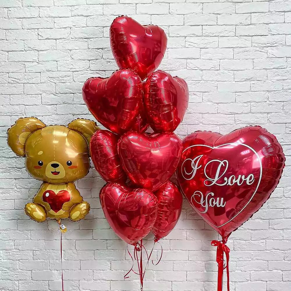 Композиция из красных сердец_Влюбленным_2