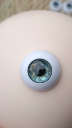 Глаза 20 мм - Цвет Y20012