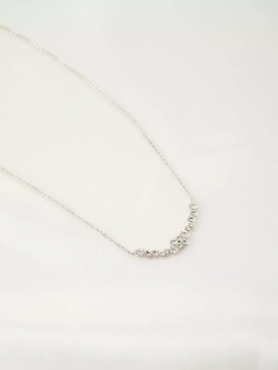 Тонкое колье Млечный путь с белыми кристаллами Swarovski в родии
