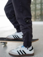 Спортивный костюм для девочки в школу