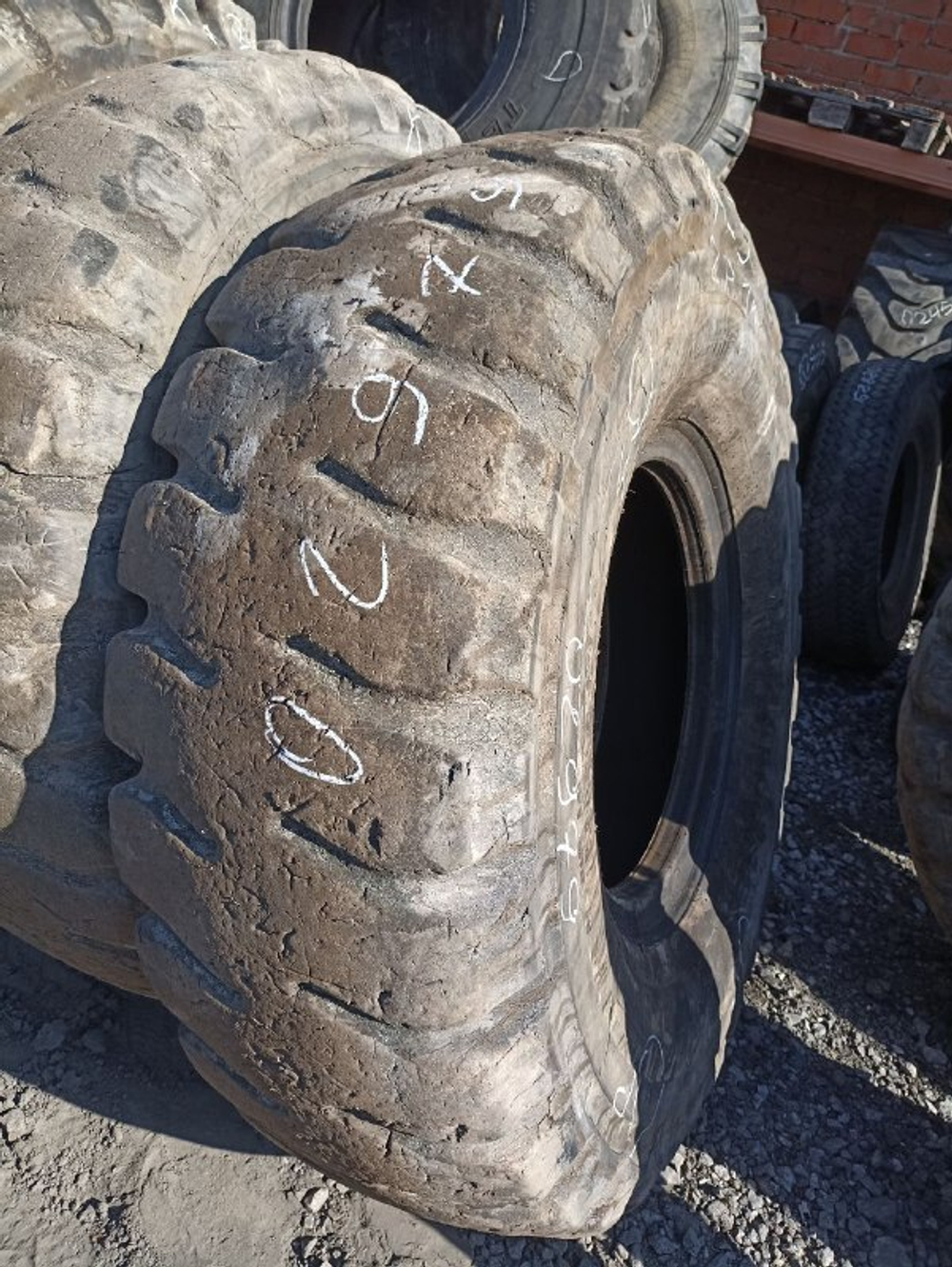 16.00R25 Bridgestone VRLS шина б/у