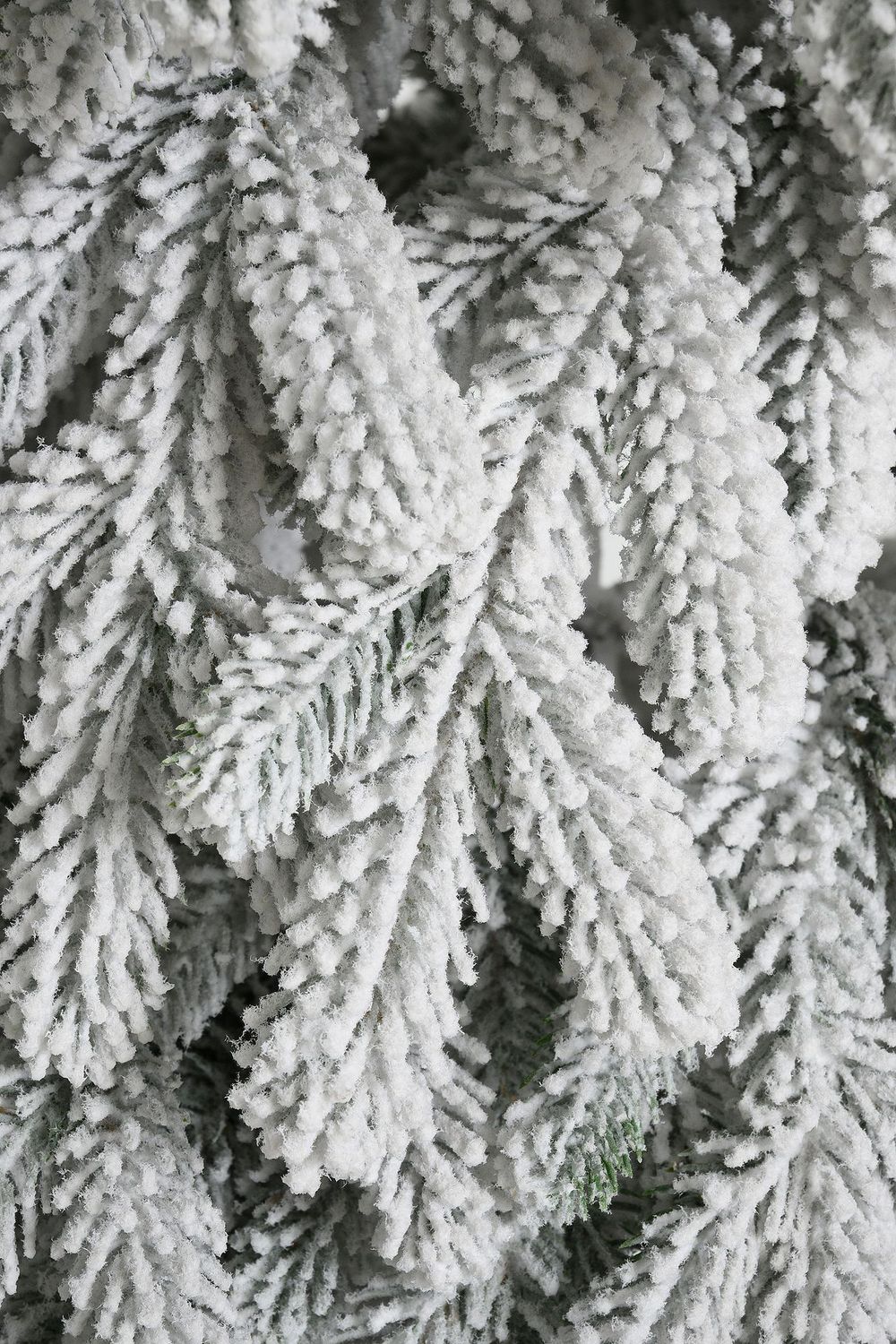 Заснеженная ель на ножке «Тароко» (Литая хвоя) 180 см / 1,8 м