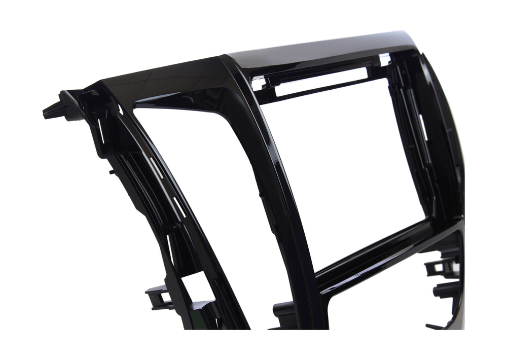 Комплект рамки с разъёмами 9"+can Mitsubishi Pajero Sport 2015-2021 АКПП, климат овальный - Car-Smart 7076