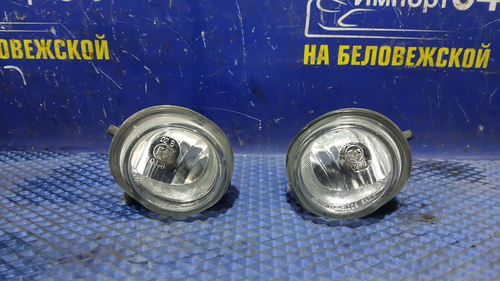 Туманка левая MAZDA AXELA 2003-2006