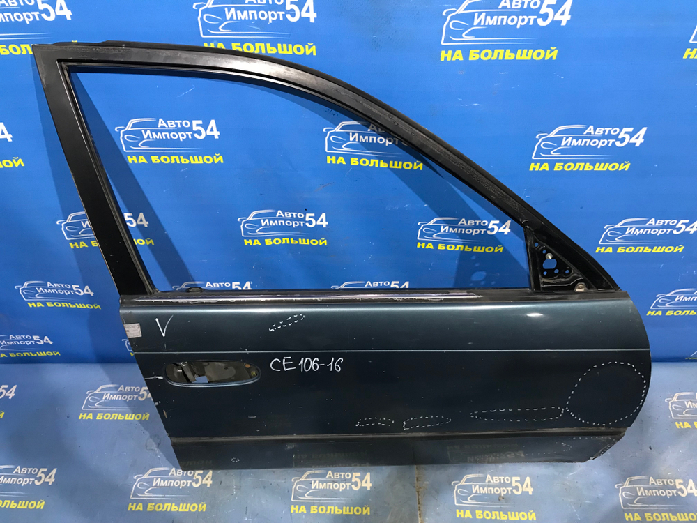 Дверь передняя правая TOYOTA COROLLA 1995