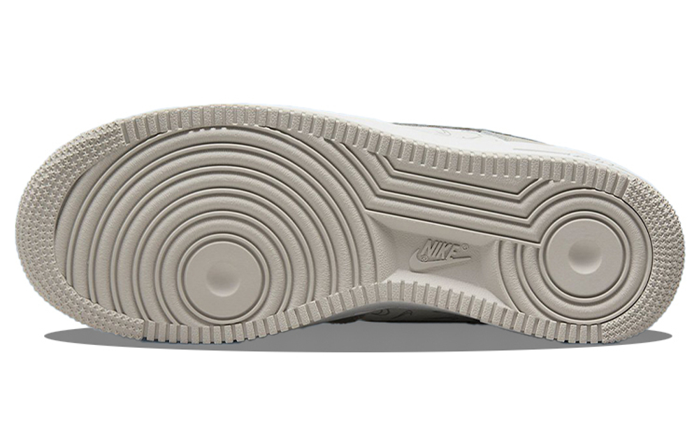 Кроссовки Nike Air Force 1 Low (Женская размерная сетка)