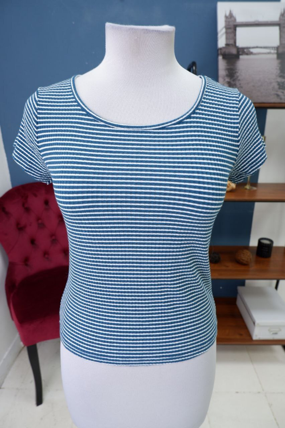 Футболка Clockhouse с открытой спиной 46 размер