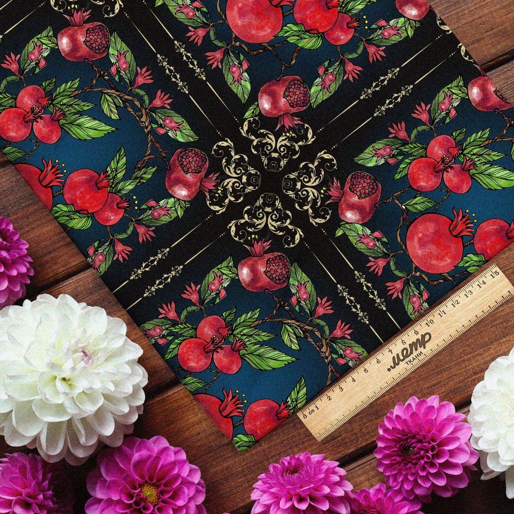 Ткань атлас красные гранаты с листьями