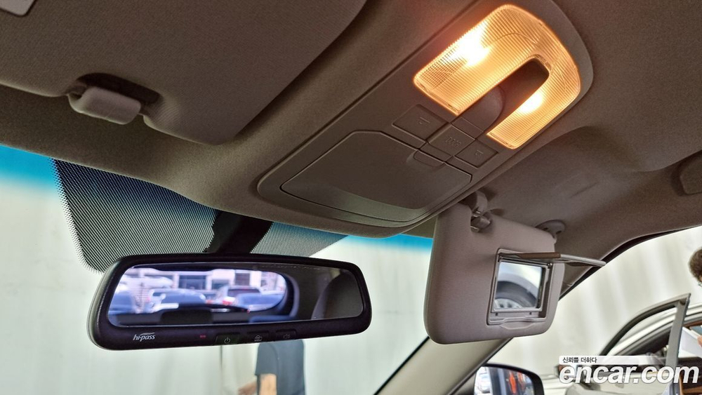 KG Mobility (Ssangyong) Very New Tivoli Дизель 1.6 2WD (12.2019)