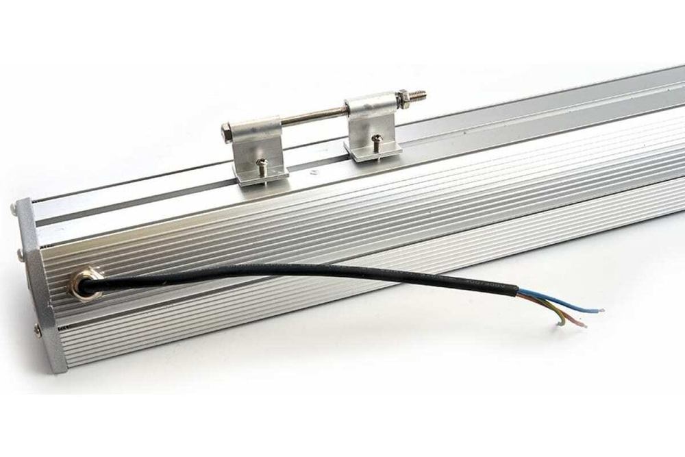 Прожектор LED линейный архитектурный LL-890 36Вт 2700К 2800Лм IP65 1000mm Feron