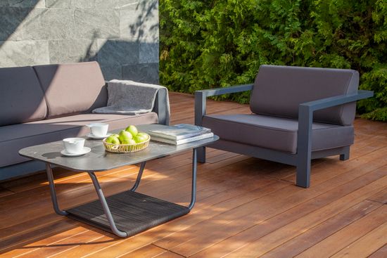 "Гранада" кресло алюминиевое, цвет темно-серый (RAL7024) муар, ткань темно-серая 027