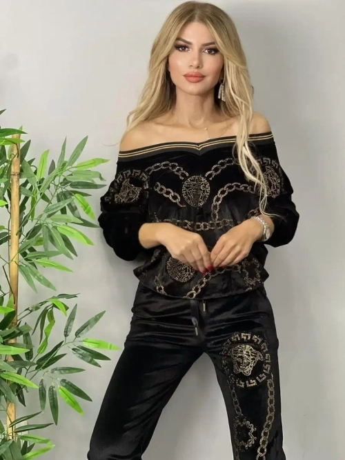 костюм велюровый